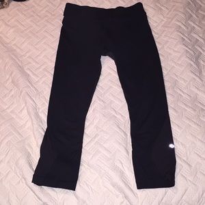 CROPPED LULU LEGGINGS